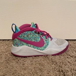 Girls Basketball Shoes
